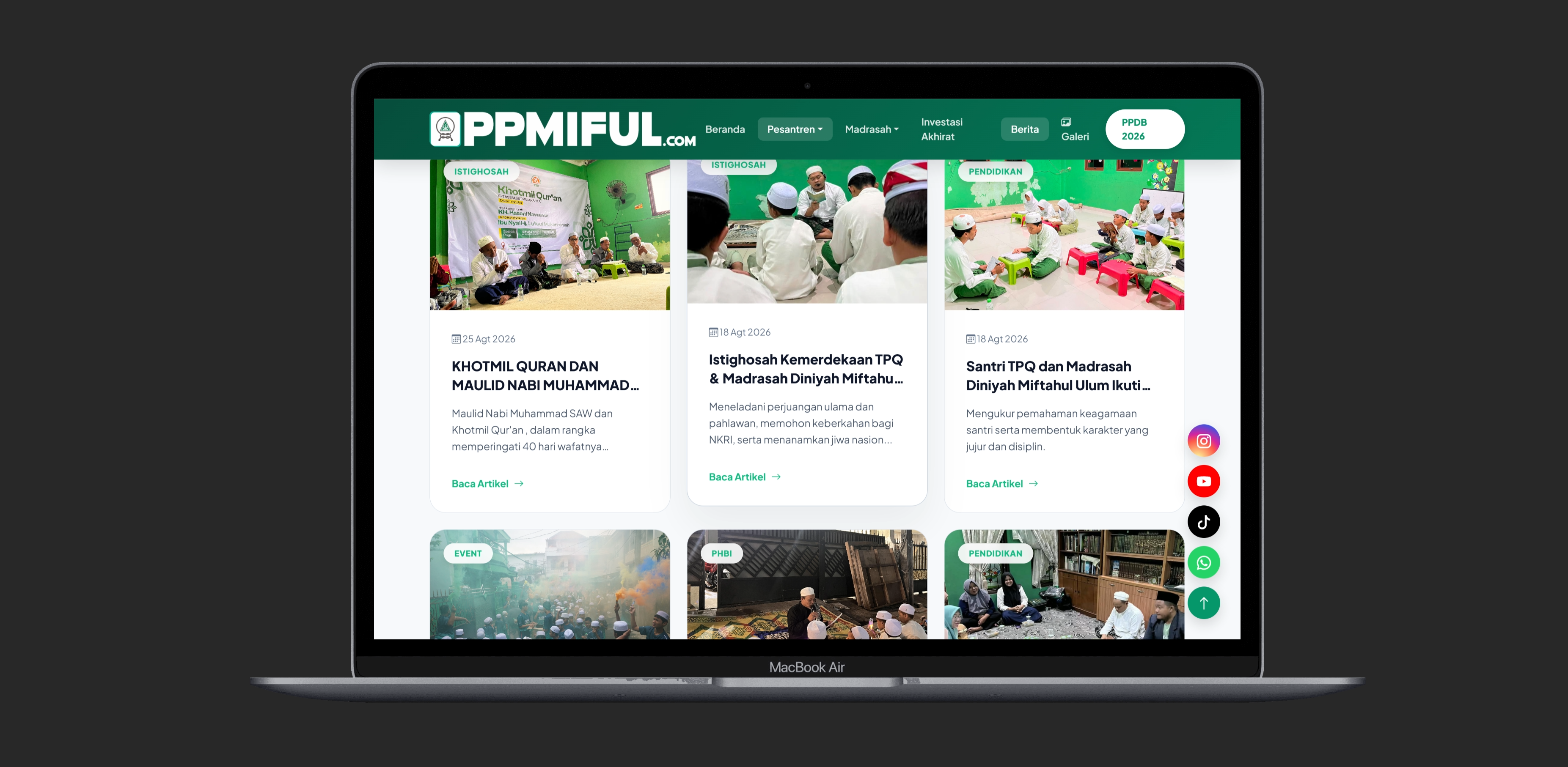 Website Company Profile & Portal Informasi Pondok Pesantren - Slide 2